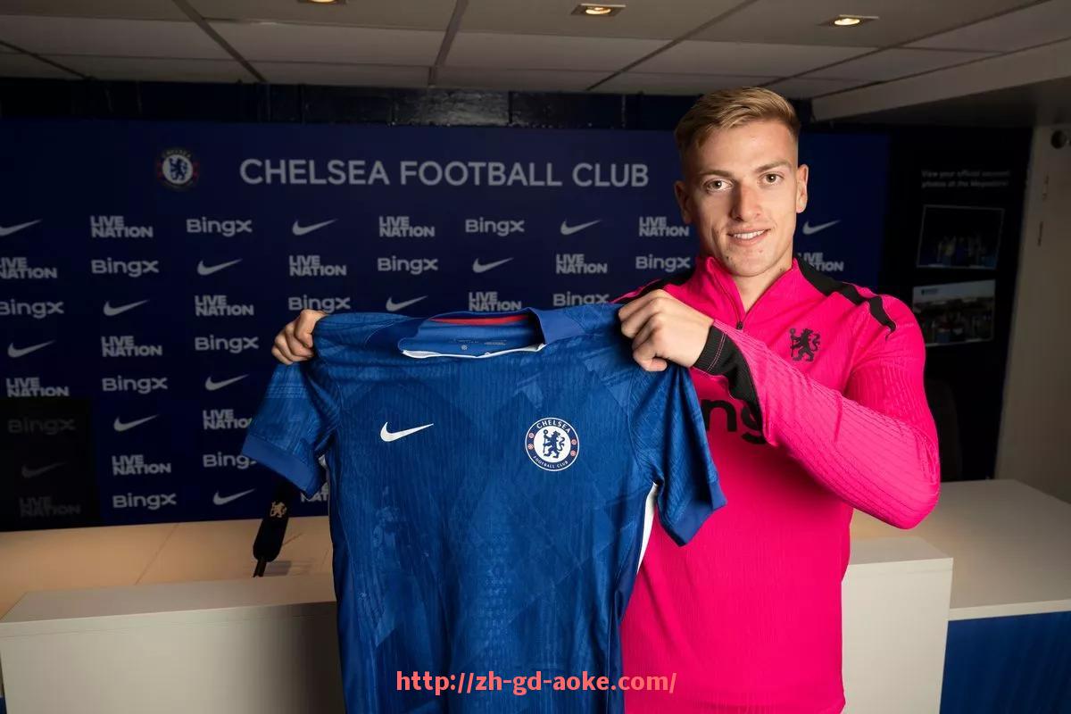 澳客足彩-英超球队地图分布：2023年英超各球队的地理分布与球迷基础